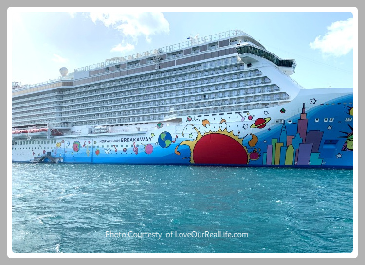 Western Caribbean Cruise on Norwegian Breakaway - Finding Jillian