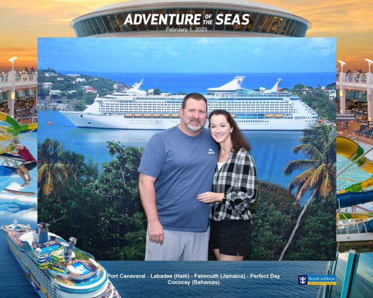 husband and wife cruise photo